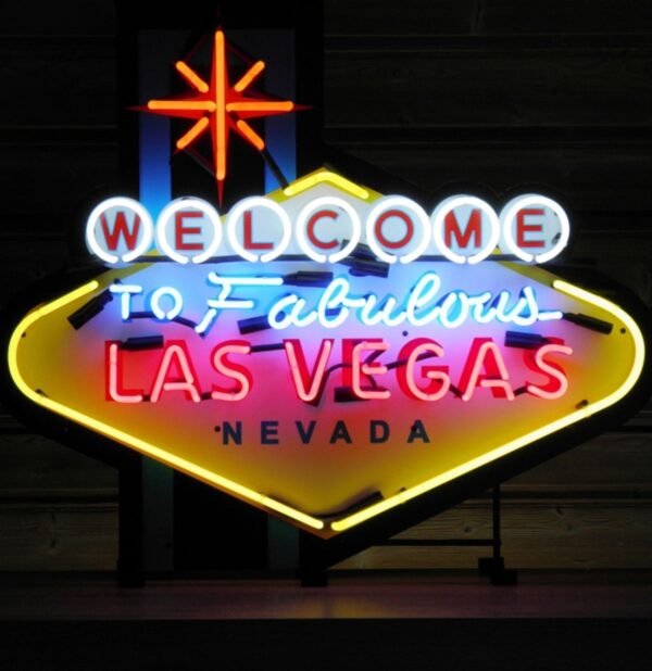 Welcome To Las Vegas Neon Groot 103 x 88 cm